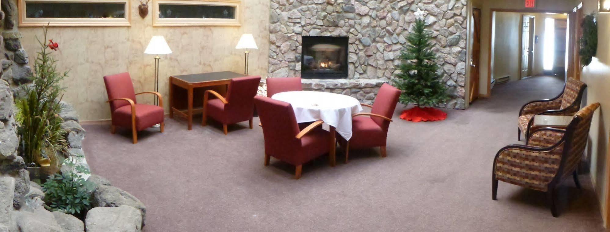 The Otter Lodge Ottertail Buitenkant foto
